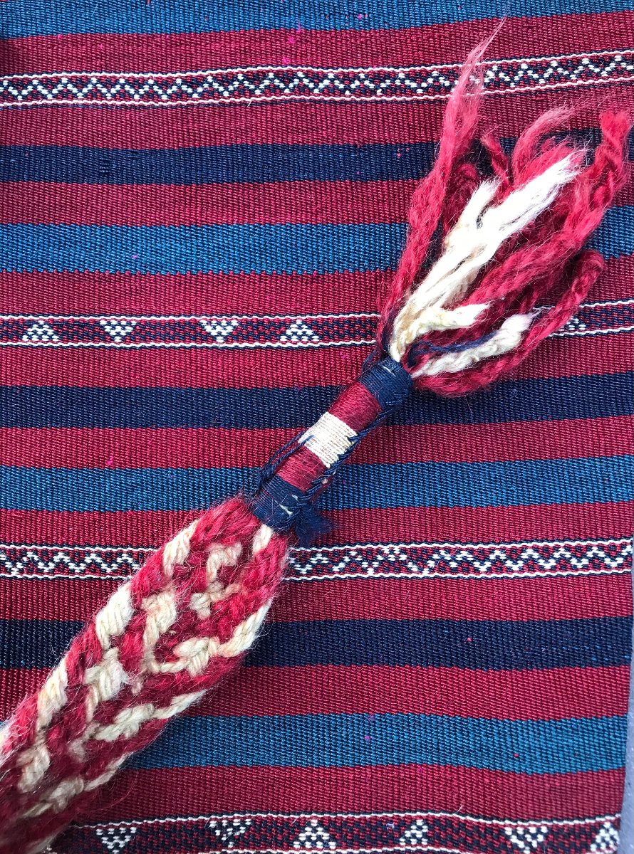 Kilim. Kurdish Baby Carrier. Anatolia. Circa 1900. 70 X 50 X 50 Cm-photo-3