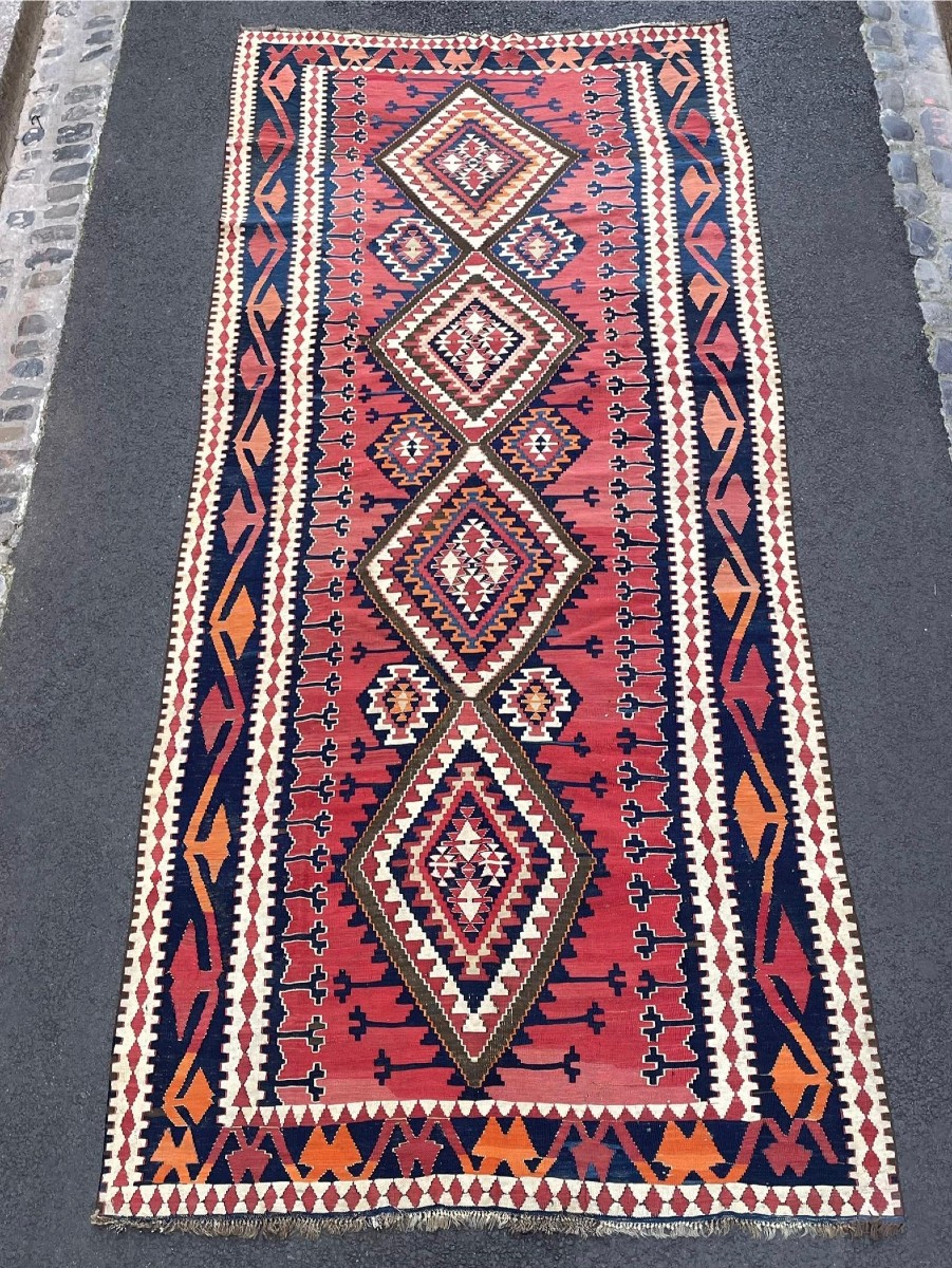 Kilim Kaba. Azerbaïdjan. Circa 1880. 405 x 168 cm