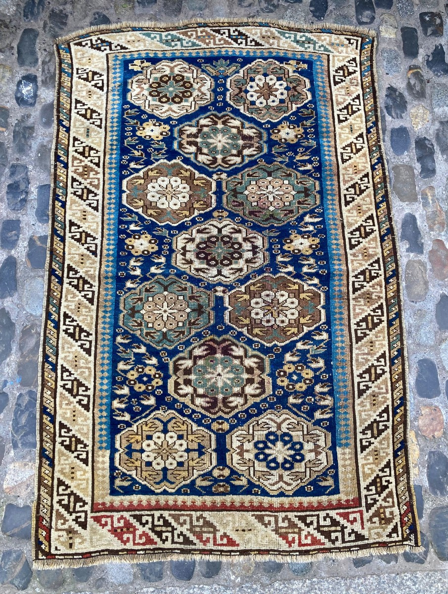 Shirvan Rug - Caucasus. Circa 1880. 155 X 101 Cm