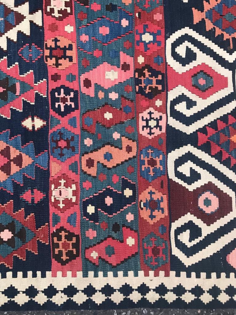 Kilim Shahsaven - Perse. Signé. Fin 19 ième. 480 x 180 cm-photo-1