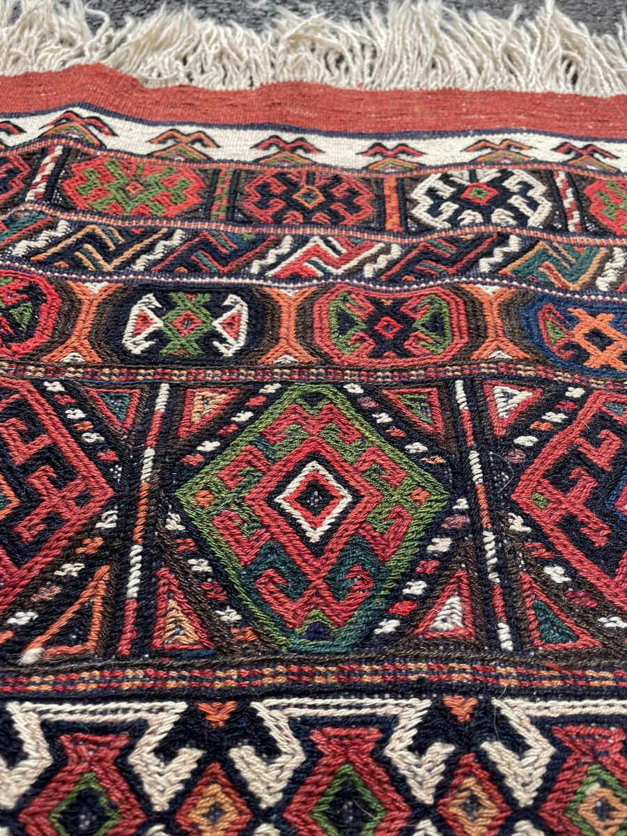 Sumak Rug. Kocan. Iran. 200 X 107 Cm-photo-1