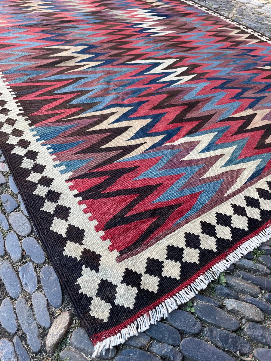 Kilim Veramin - Qashqai. Perse. Circa 1880.  230 x 138 cm-photo-4