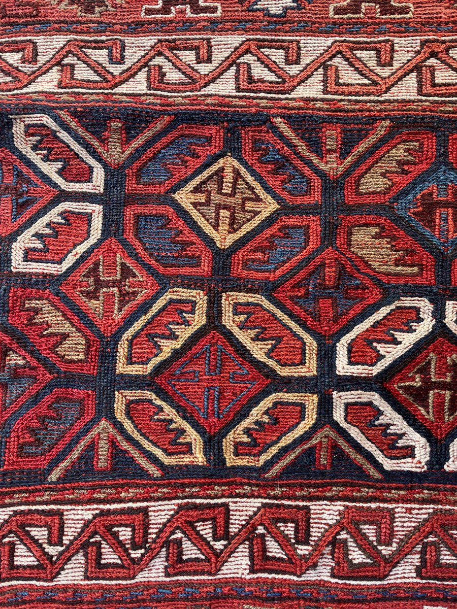 Tapis Khorjin. Bathiyari. Perse. Circa 1880. 102 x 90 cm-photo-2