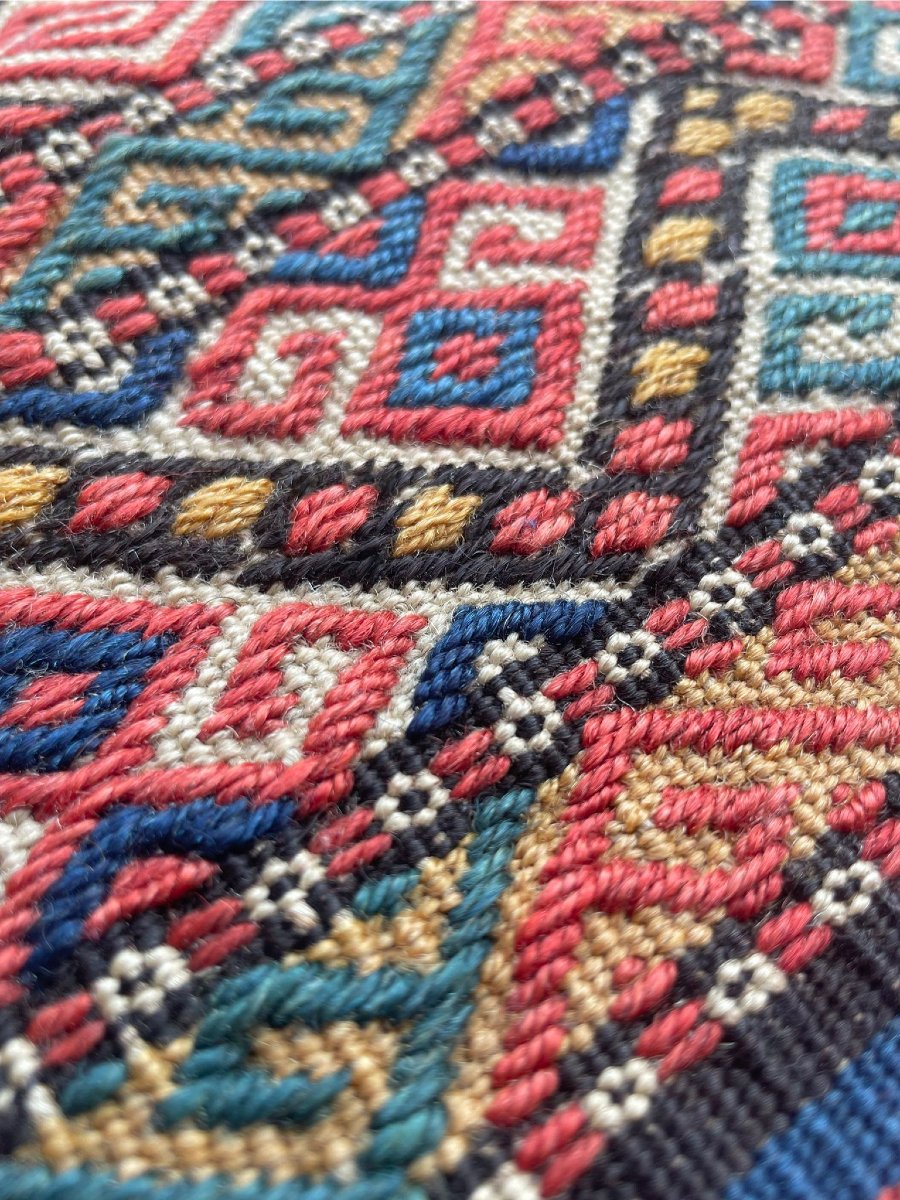 Kilim entièrement brodé. Shahsaven / Perse. Circa 1880. 152 x 110 cm-photo-5