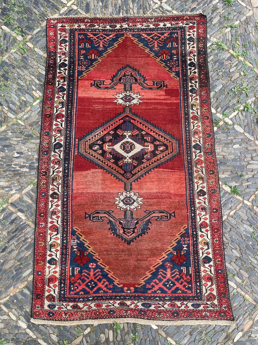 Tapis Yalameh- Qashqai/Lor. Perse. Circa 1920. 195 x 105 cm