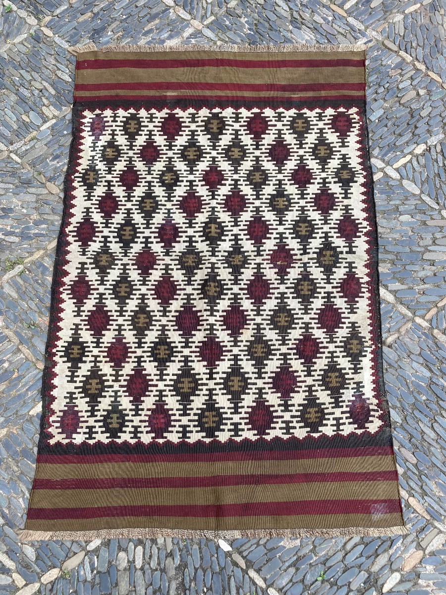 Maffrash Shasaven. Persia. Circa 1880. 164 X 103 Cm