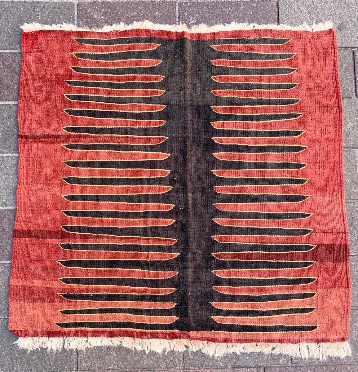 Kilim Afyon - Parmaklı. Anatolia. Mid-20th Century. 97 X 95 Cm