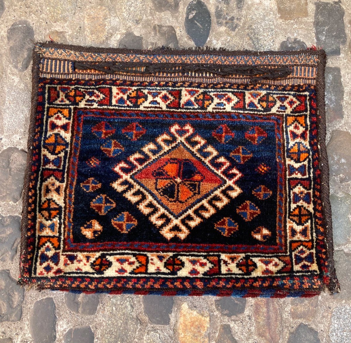 Khorjin (satchel) Qashqai. Persia. Circa 1900. 60 X 53 Cmcm-photo-2