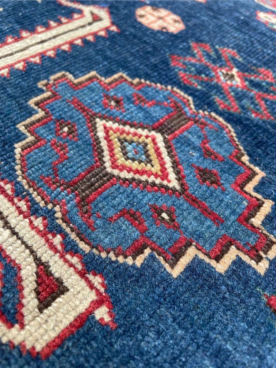 Shirvan Carpet - Caucasus. Circa 1880. 195 X 135 Cm-photo-2