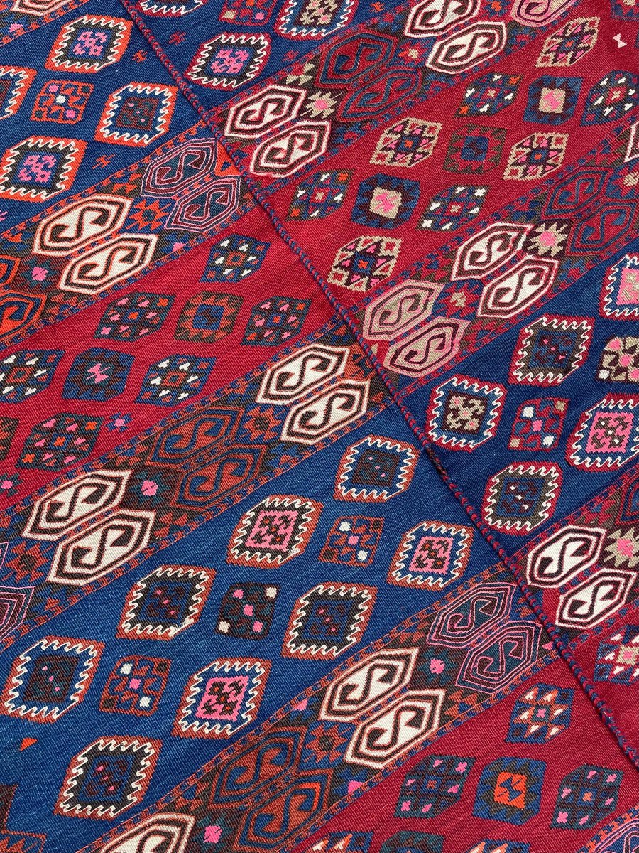 Hakkari Kilim - Anatolia. Circa 1880. 238 X 168 Cm