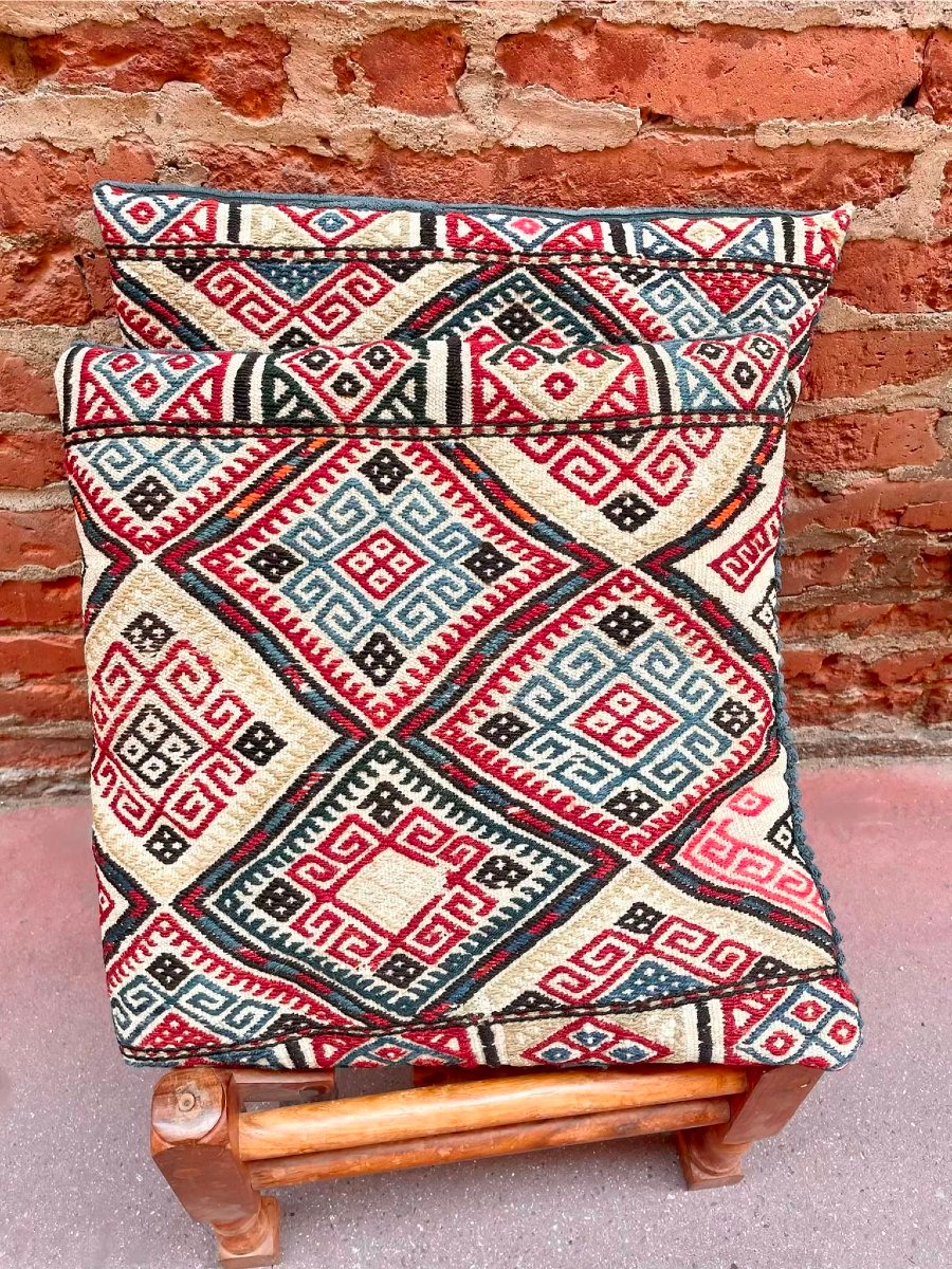 Paire de coussins Maffrash Shahsaven Début 20 ième. 40 x 40 cm