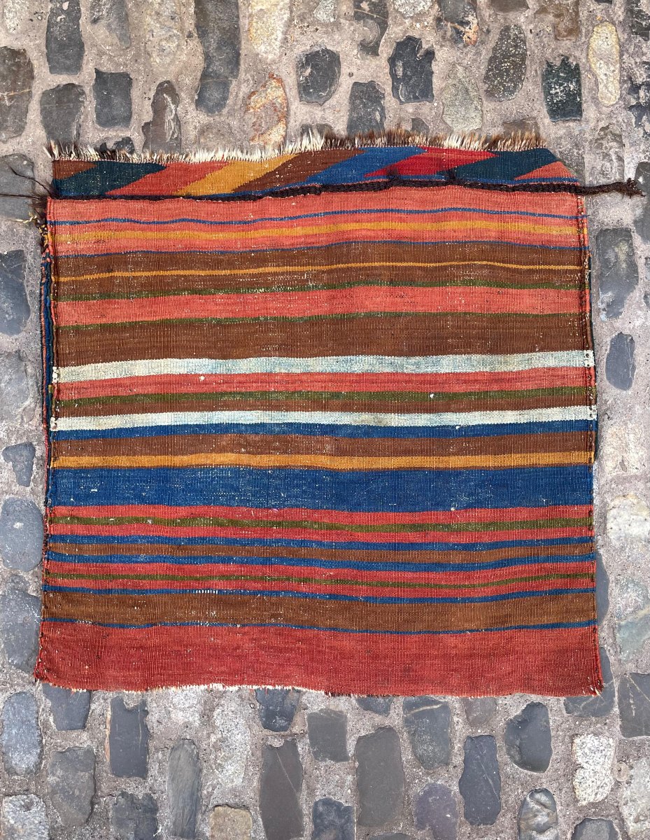Khorjin (bag). Qashqai. Persia. Circa 1880. 72 X 70 Cm-photo-4
