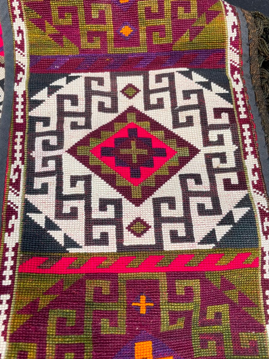 Ségoucha. Ouzbékistan. Soie sur coton. Milieu 20 ième. 85 x 72 cm-photo-2