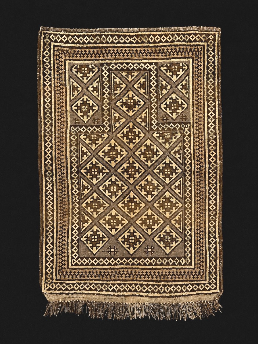 Tapis de prière Beloutch. Milieu 20 ième. 125 x 85 cm