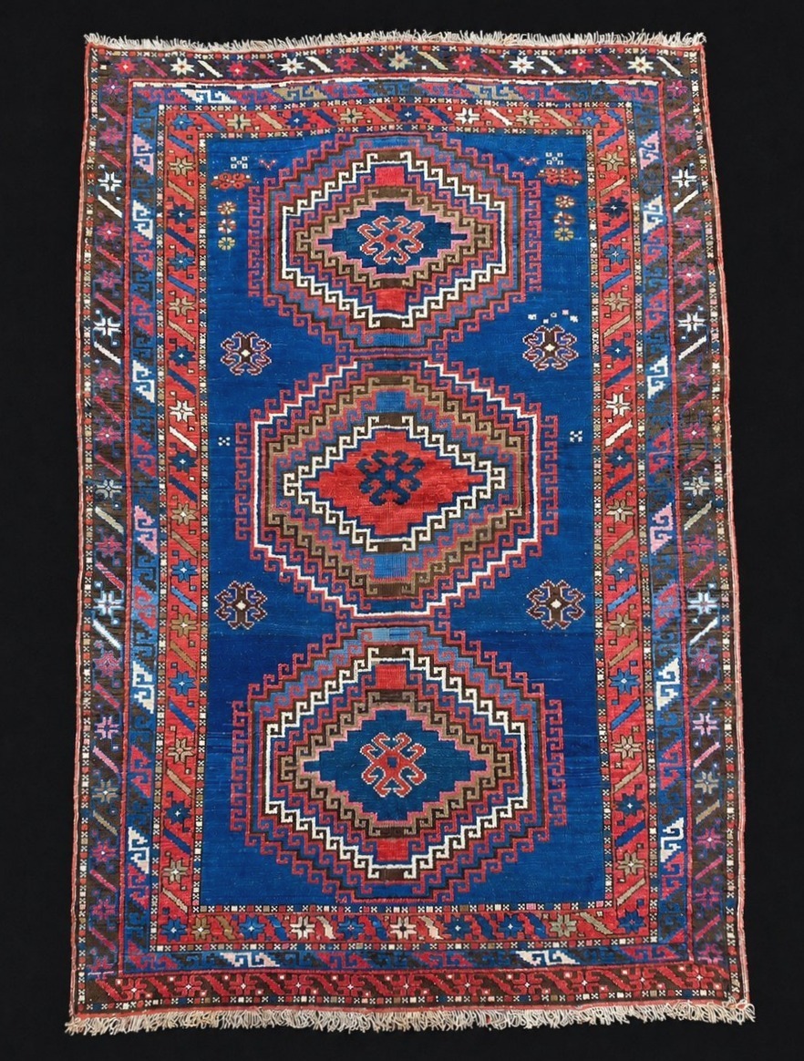 Tapis Kazak. Caucase. Circa 1900. 215 x 136 cm