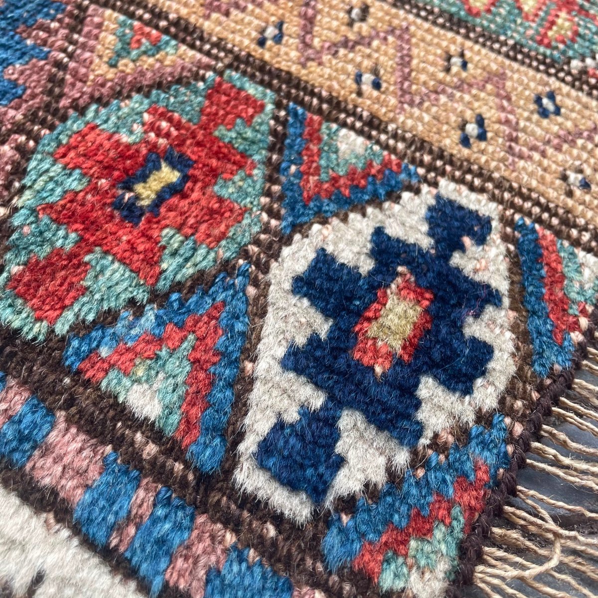 Tapis Gendje. Azerbaïdjan. Caucase. Circa 1880. 114 x 86 cm-photo-7