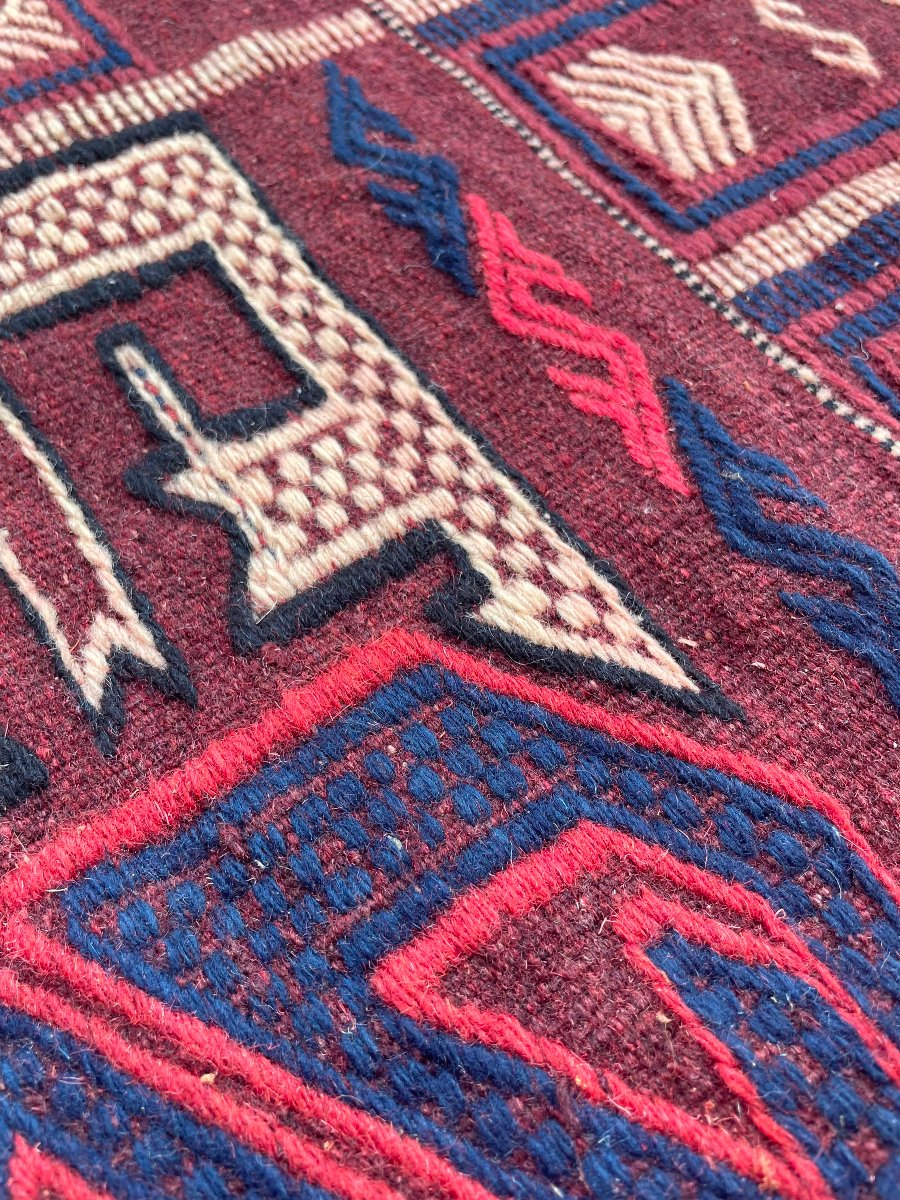 Kilim brodé Bergama. Anatolie. Milieu 20 ième. 115 x 72 cm-photo-2