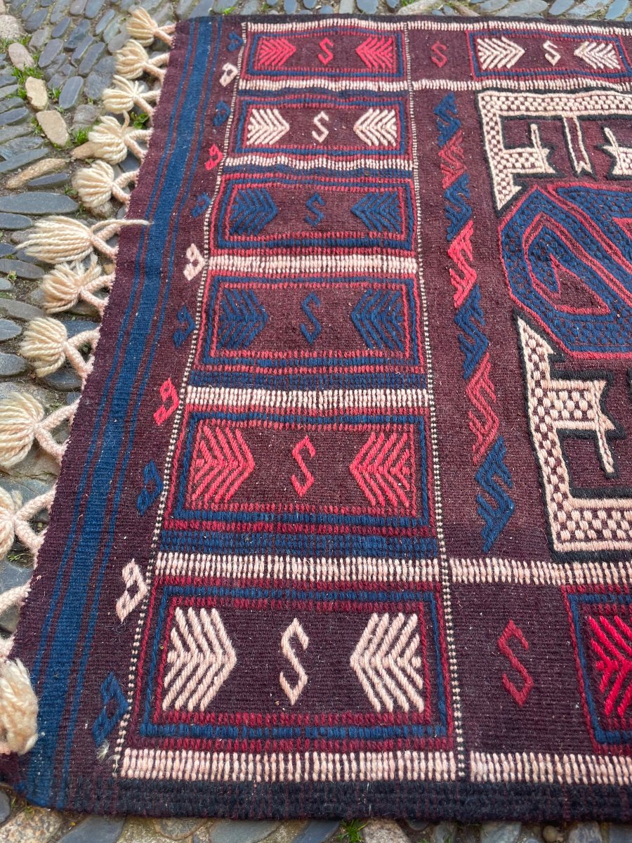 Kilim brodé Bergama. Anatolie. Milieu 20 ième. 115 x 72 cm-photo-3
