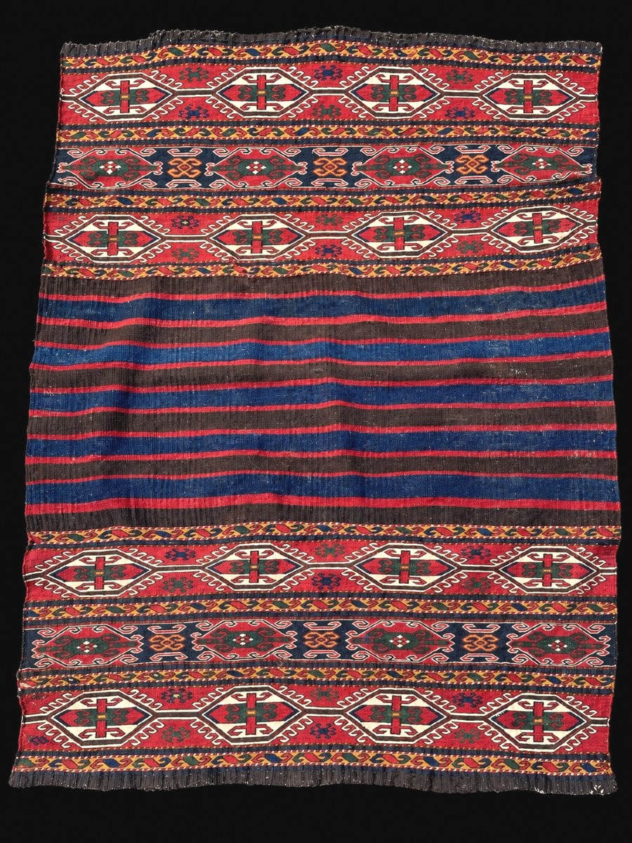 Maffrash Karabag Caucase. Circa 1870.  140 x 100 cm