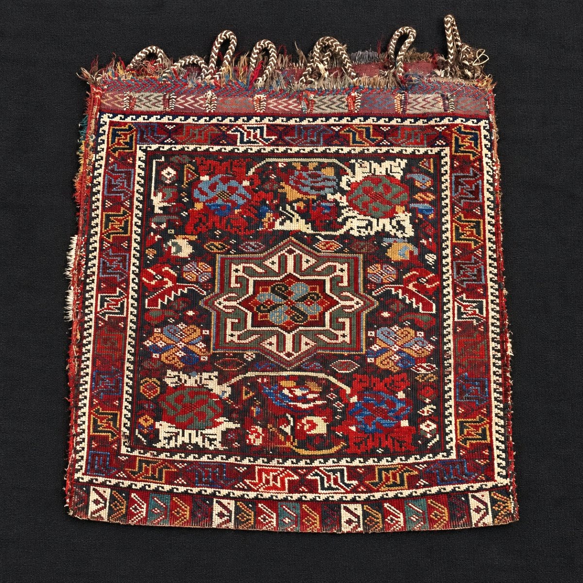 Khorjin / sacoche. Perse. Circa 1850. 70 x 72 cm. Tapis