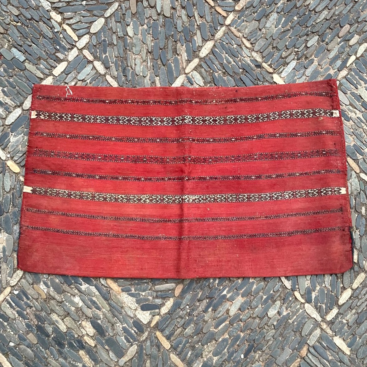 Chuval Yomud Turkmène. Circa 1880.. 110 x 65 cm