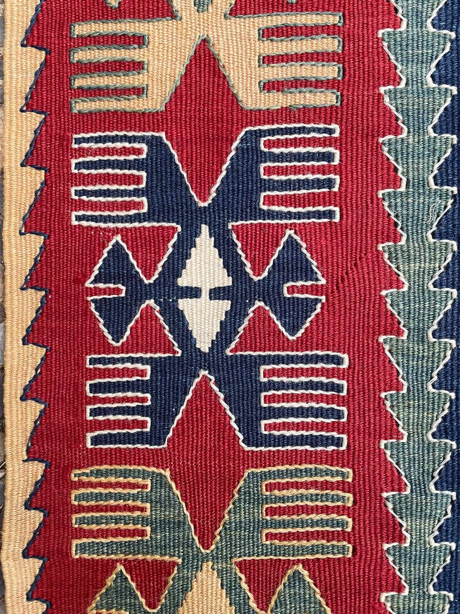 Kilim Uşak - Anatolie. 195 x 120 cm. Tapis tissé-photo-1