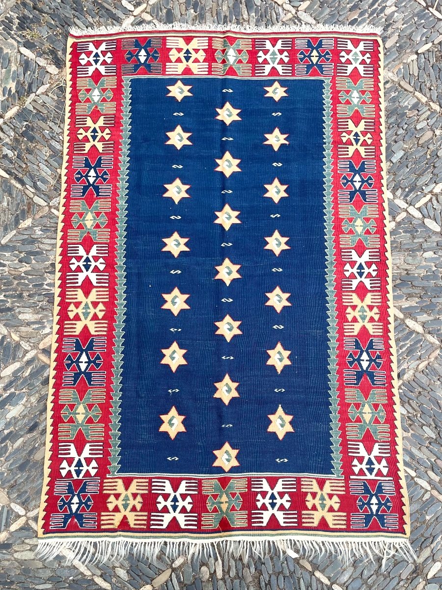 Kilim Uşak - Anatolie. 195 x 120 cm. Tapis tissé