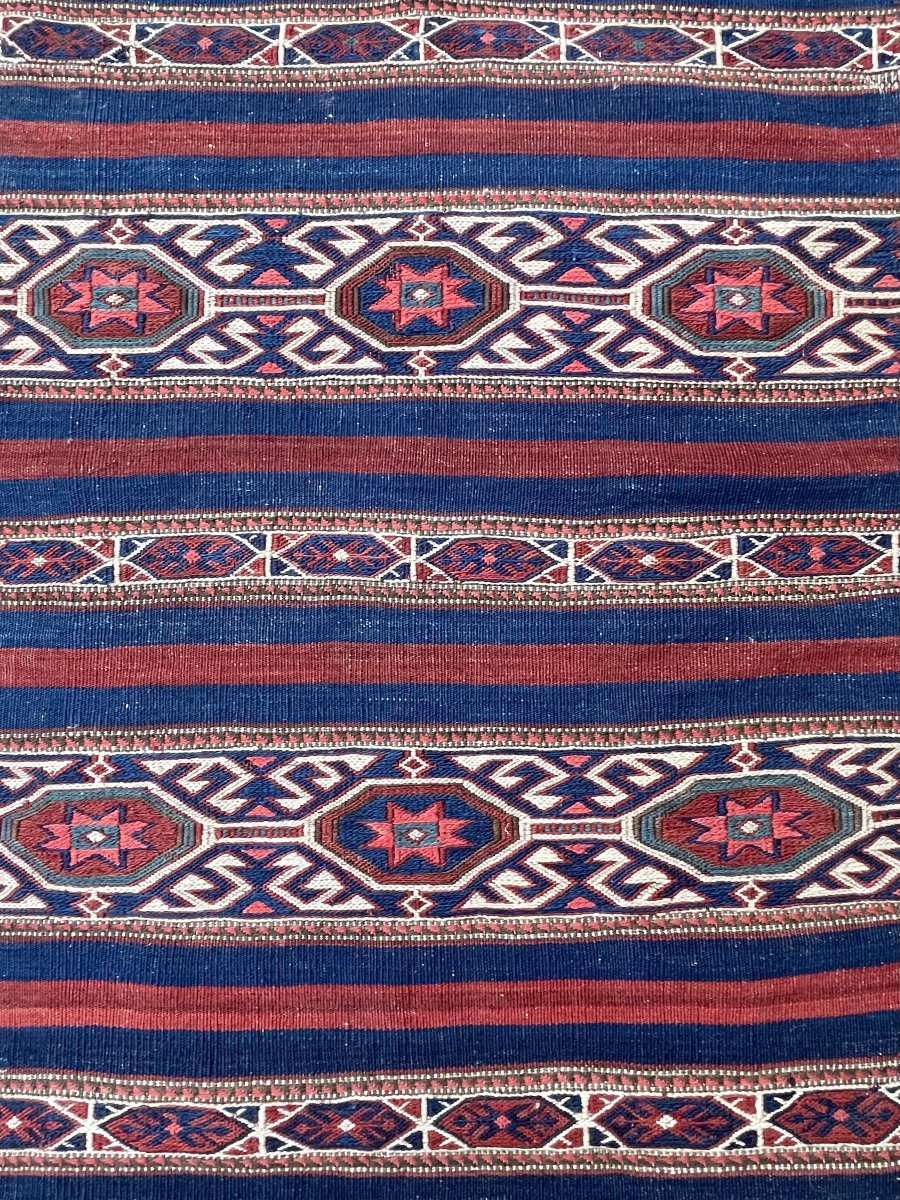 Kilim ( Chuval ) Balikesir. Anatolie. Circa 1880. 185 x 130 cm. Tapis-photo-2