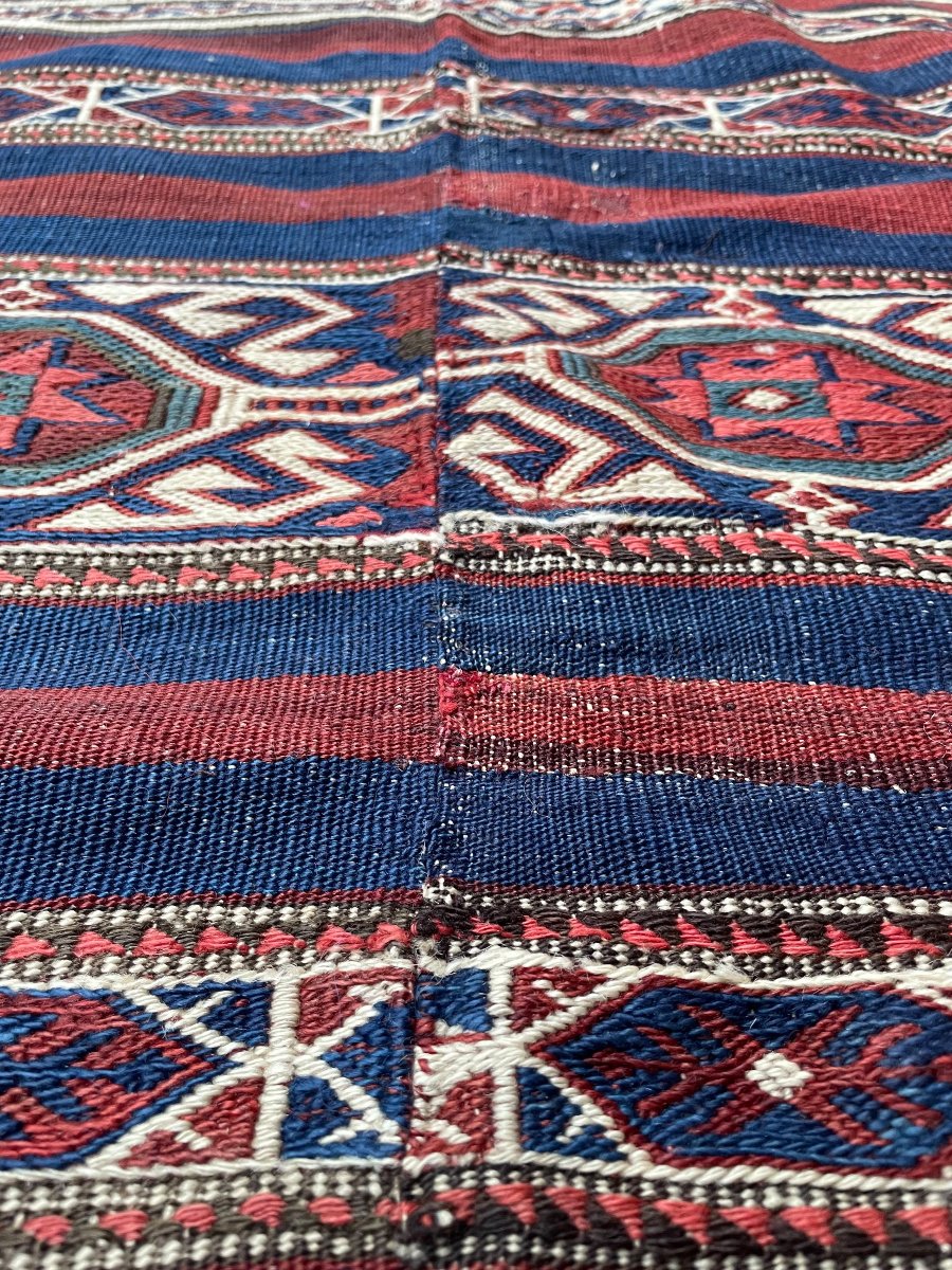 Kilim ( Chuval ) Balikesir. Anatolie. Circa 1880. 185 x 130 cm. Tapis-photo-4