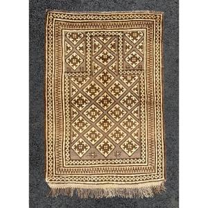 Tapis Beloutch / Afghanistan. Circa 1950. 125 x 85 cm