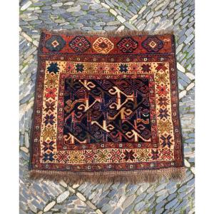 Rug - Saddlebag Front. Qashqai / Persia. Early 20th Century. 74 X 70 Cm