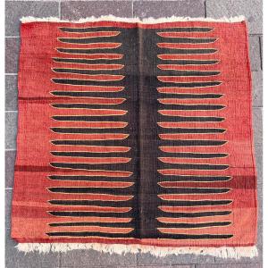 Kilim Afyon - Parmaklı. Anatolia. Mid-20th Century. 97 X 95 Cm