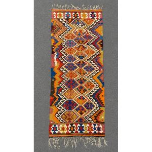 Kilim anatolien. Milieu 20 ième. 305 x 125 cm