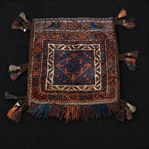Khorjin / Bag - Cushion. Qashqai. Persia. Circa 1920. 52 X 50 Cm
