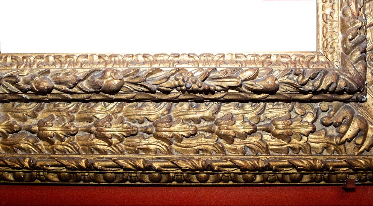 Large Carved Gilded Wood Frame, Seventeenth-century Style, Early 20th Century Era.-photo-1