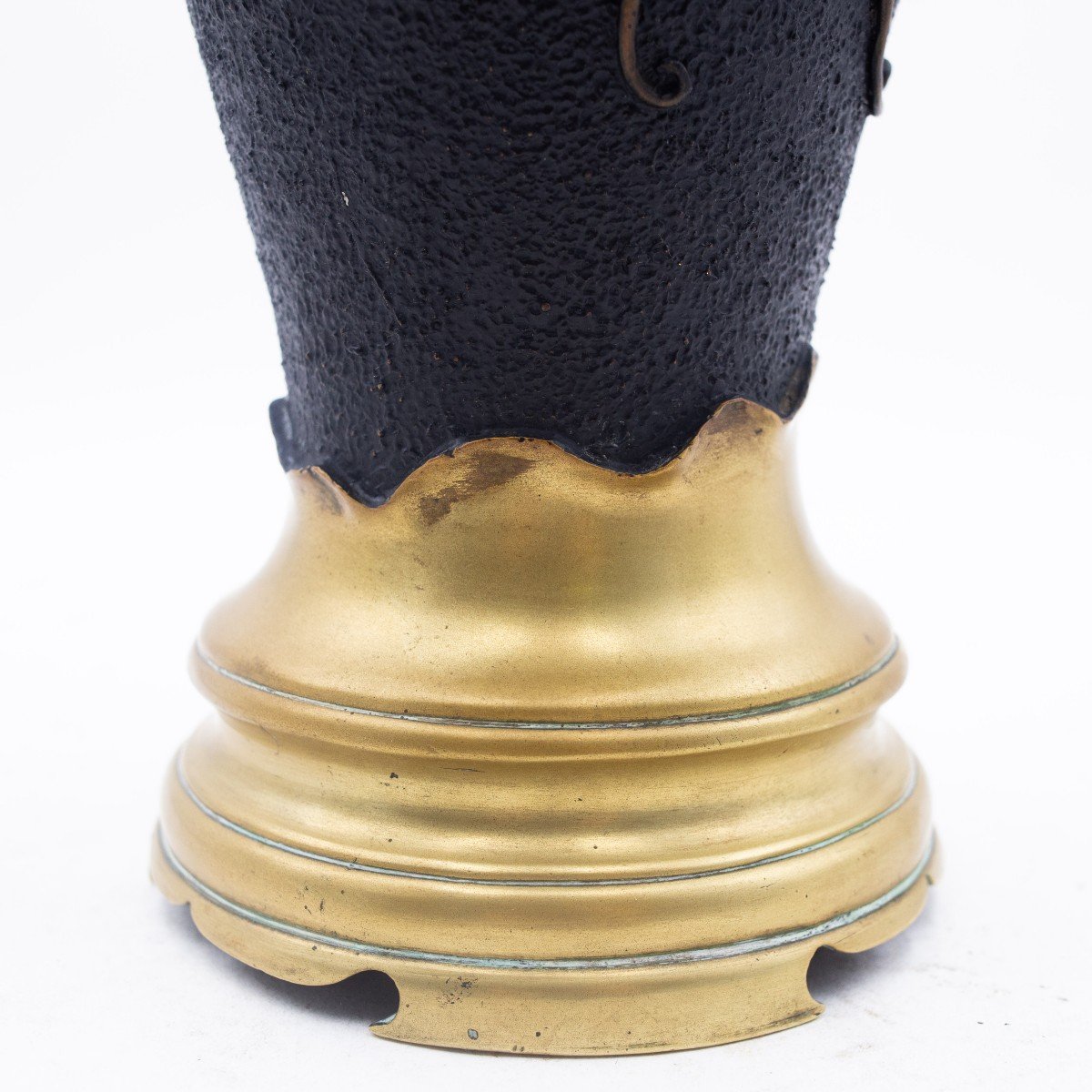 Vase Japonais En Bronze Avec Raisin Et Vigne, Avec Décorations En Laiton Patiné, Fin Du 19e -photo-2
