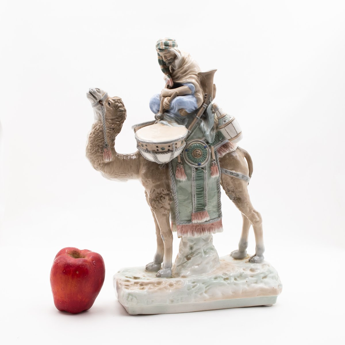 Amphora Turn Teplitz, "bedouin On A Camel," Porcelain Sculpture, Signed, 1920s/'30s-photo-2