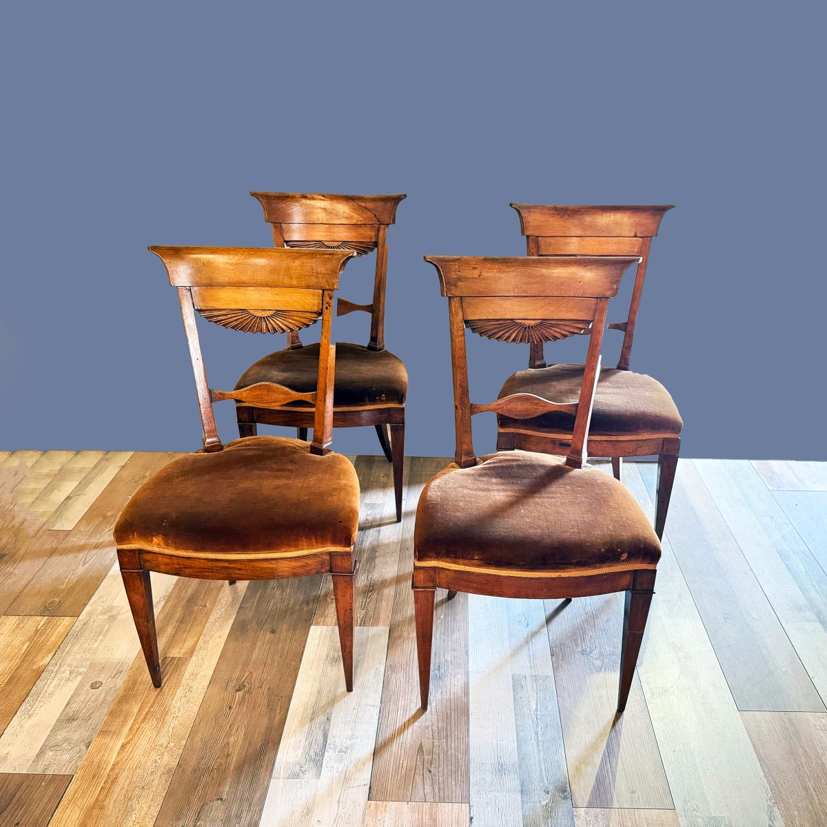 Lot de 4 chaises en noyer, style Directoire, fin du XVIIIe siècle-photo-3