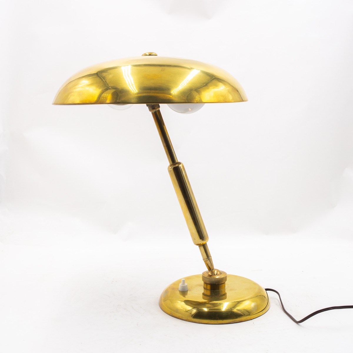 Giovanni Michelucci pour Lariolux, lampe en laiton, années 40
