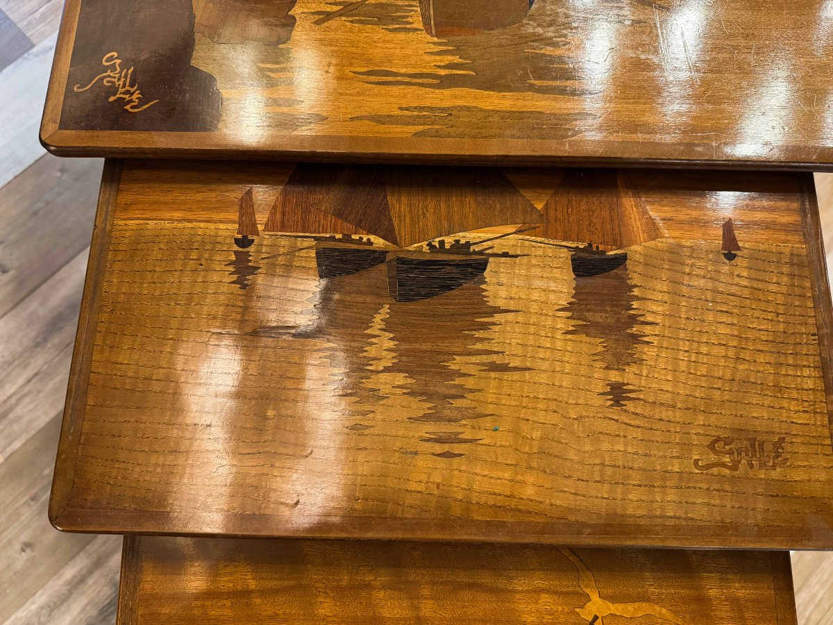 Émile Gallé, ensemble de quatre tables gigognes Art nouveau, début du XXe siècle-photo-2