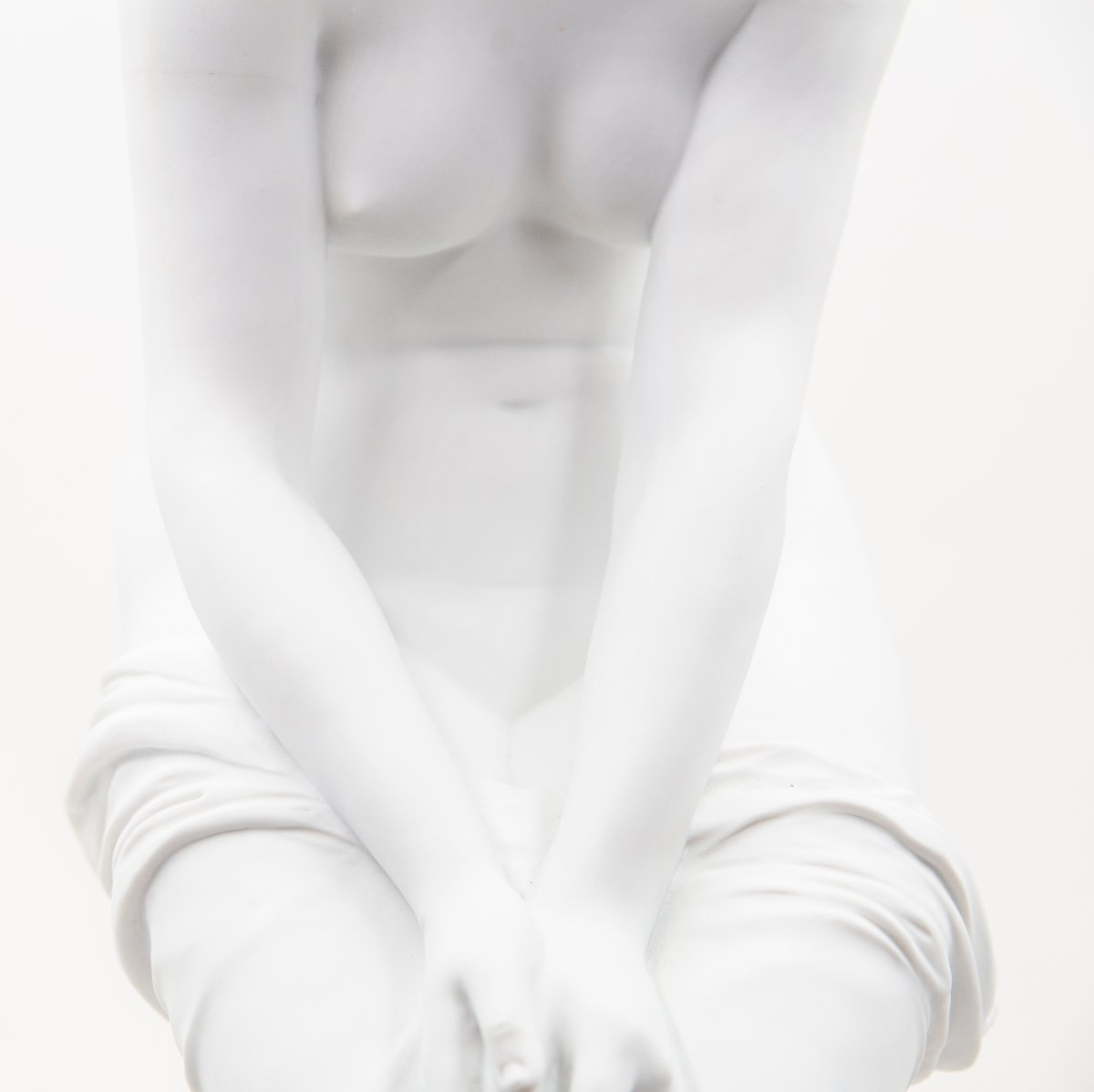 Auguste Joseph Peiffer, « Baigneuse aux hirondelles », biscuit, fin du XIXe siècle  -photo-3