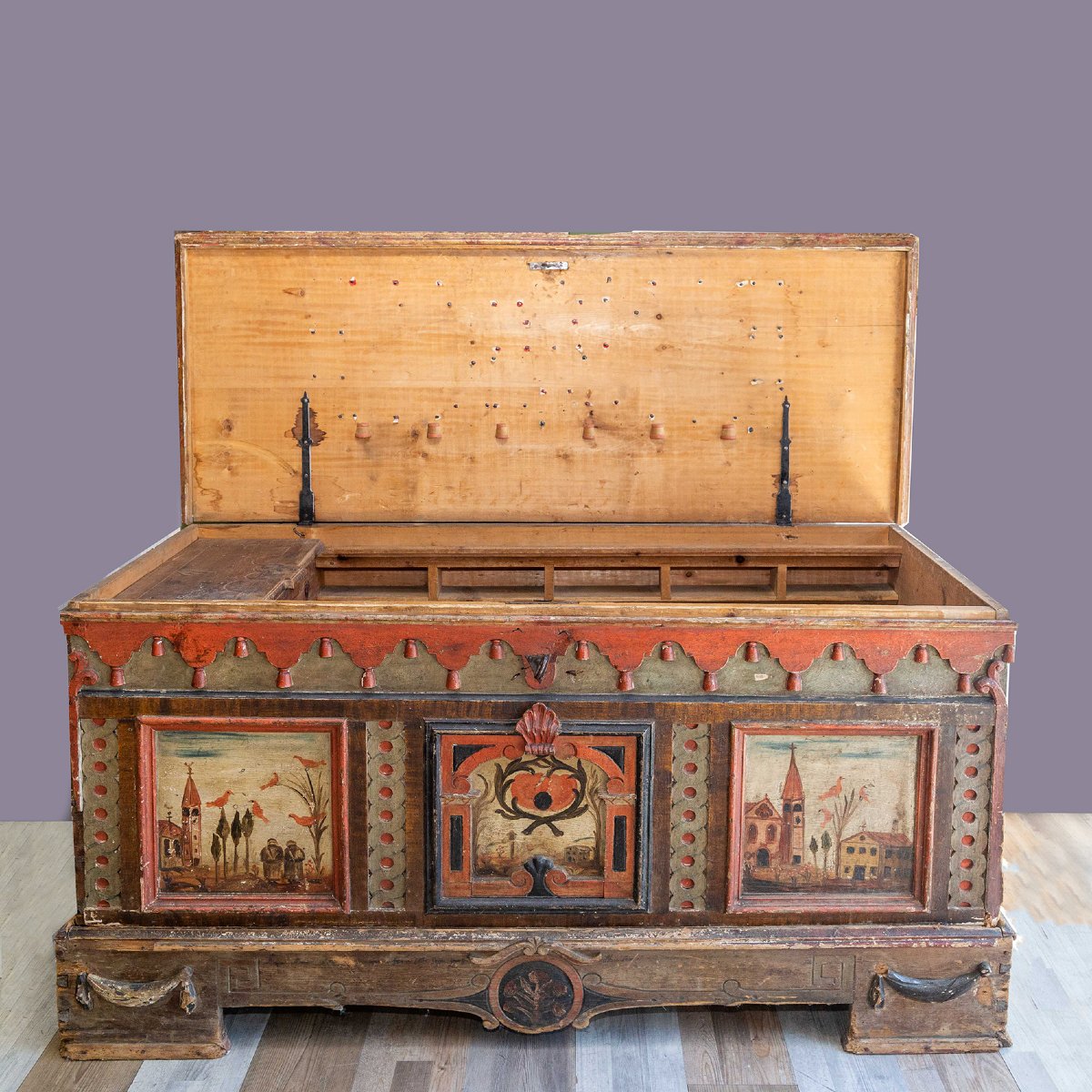 Coffre frioulan peint, fin du XVIIIe – début du XIXe siècle-photo-4