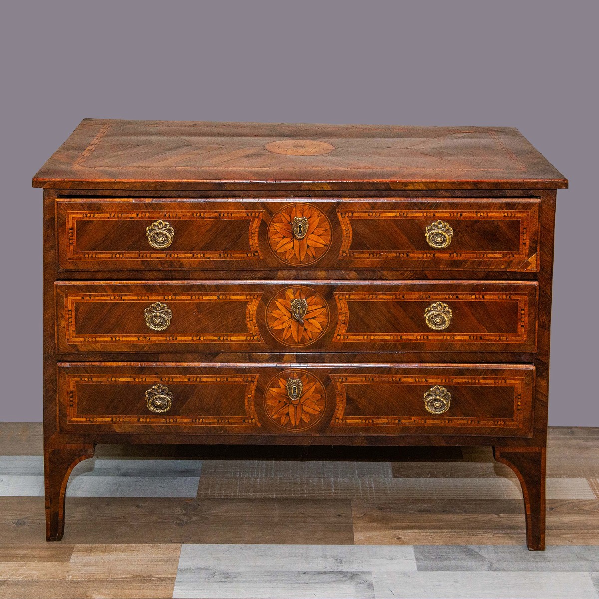 Commode piémontaise  XVIIIe siècle – Style Louis XVI  