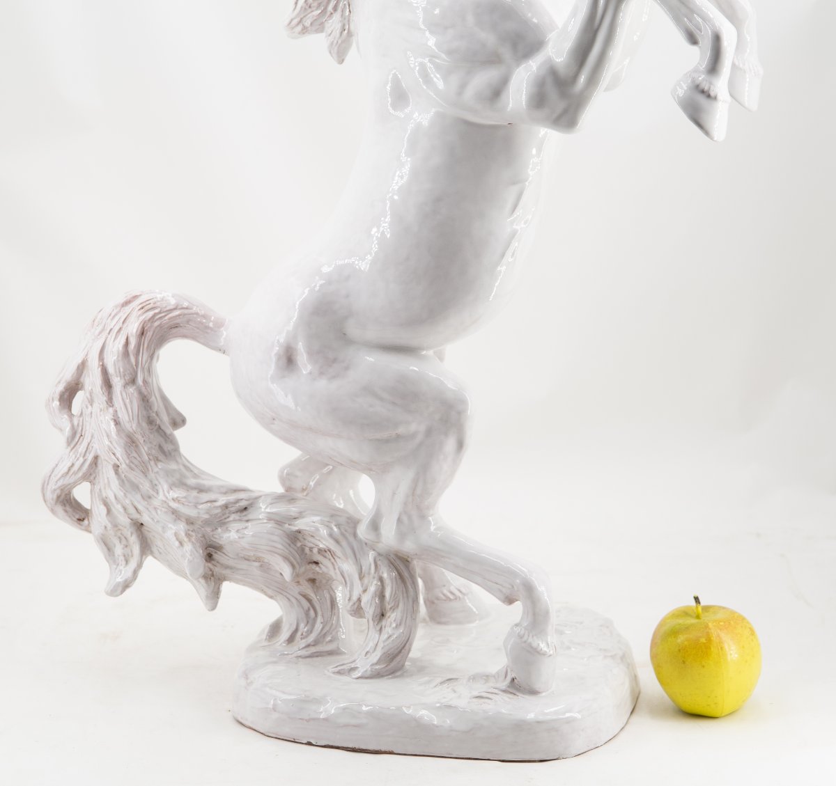 Ugo Zaccagnini & Figli, « Cheval cabré », céramique, signée, XXe siècle-photo-2