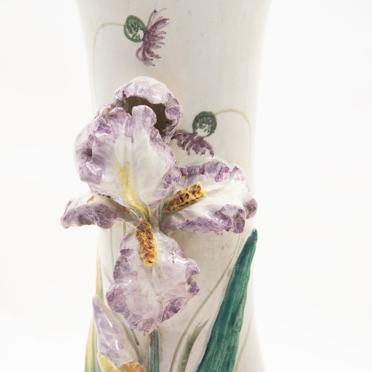 "iris In Bloom: Pair Of Art Nouveau Vases" 20th Century-photo-1