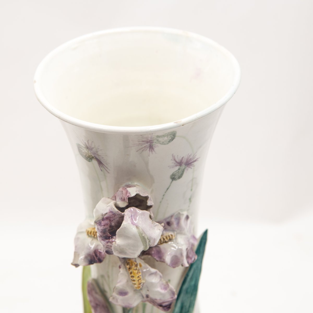 "iris In Bloom: Pair Of Art Nouveau Vases" 20th Century-photo-4