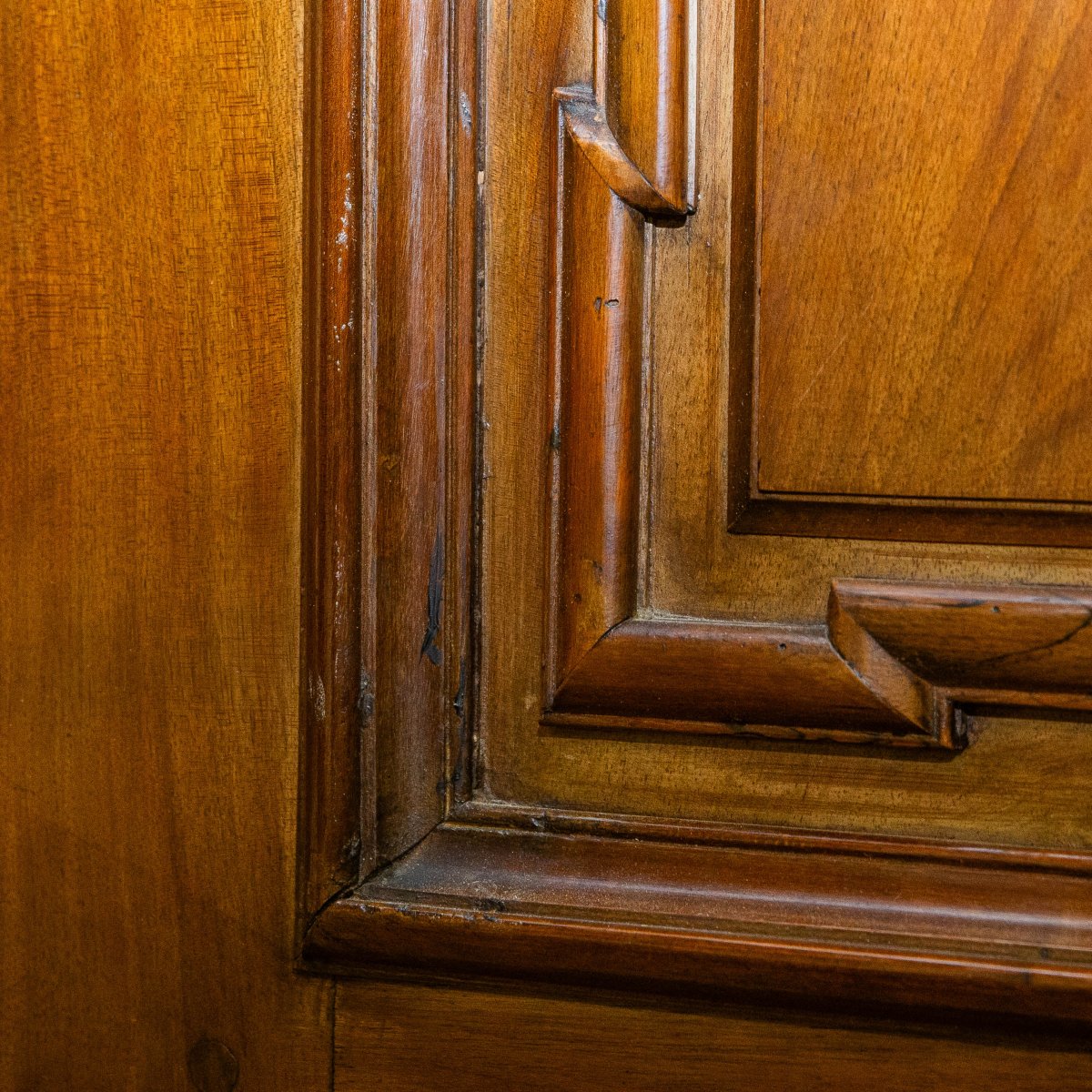 Armoire lombarde en noyer, XVIIIe siècle-photo-4