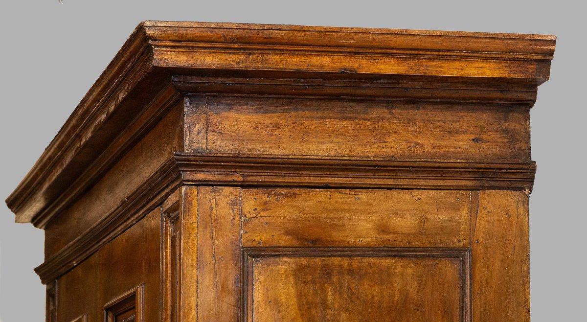 Armoire lombarde en noyer, XVIIIe siècle-photo-6