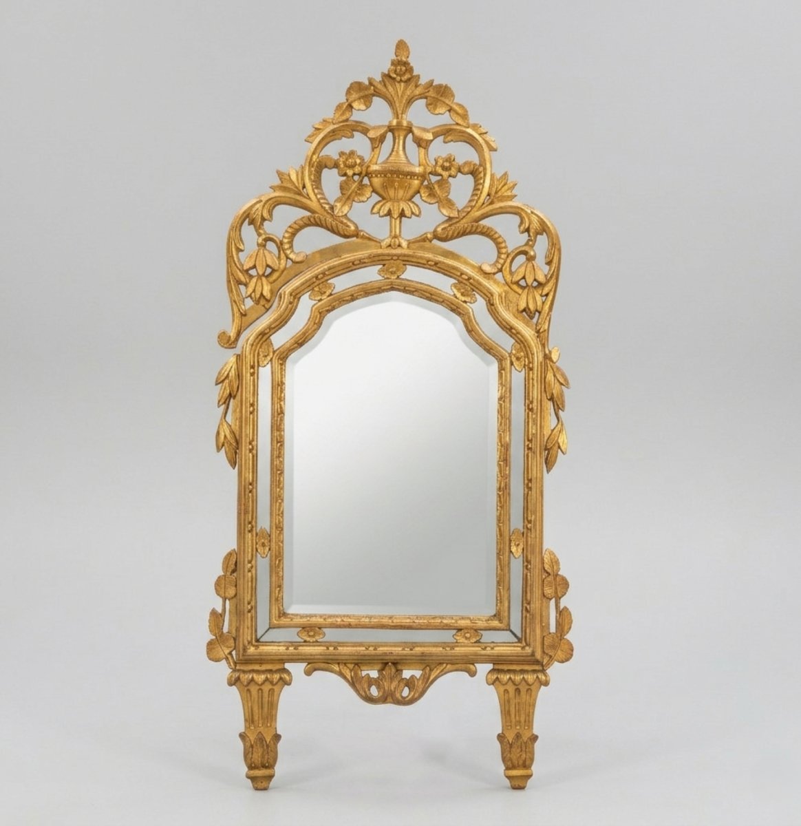 Miroir, en bois doré, Piémont, début du XIXe siècle