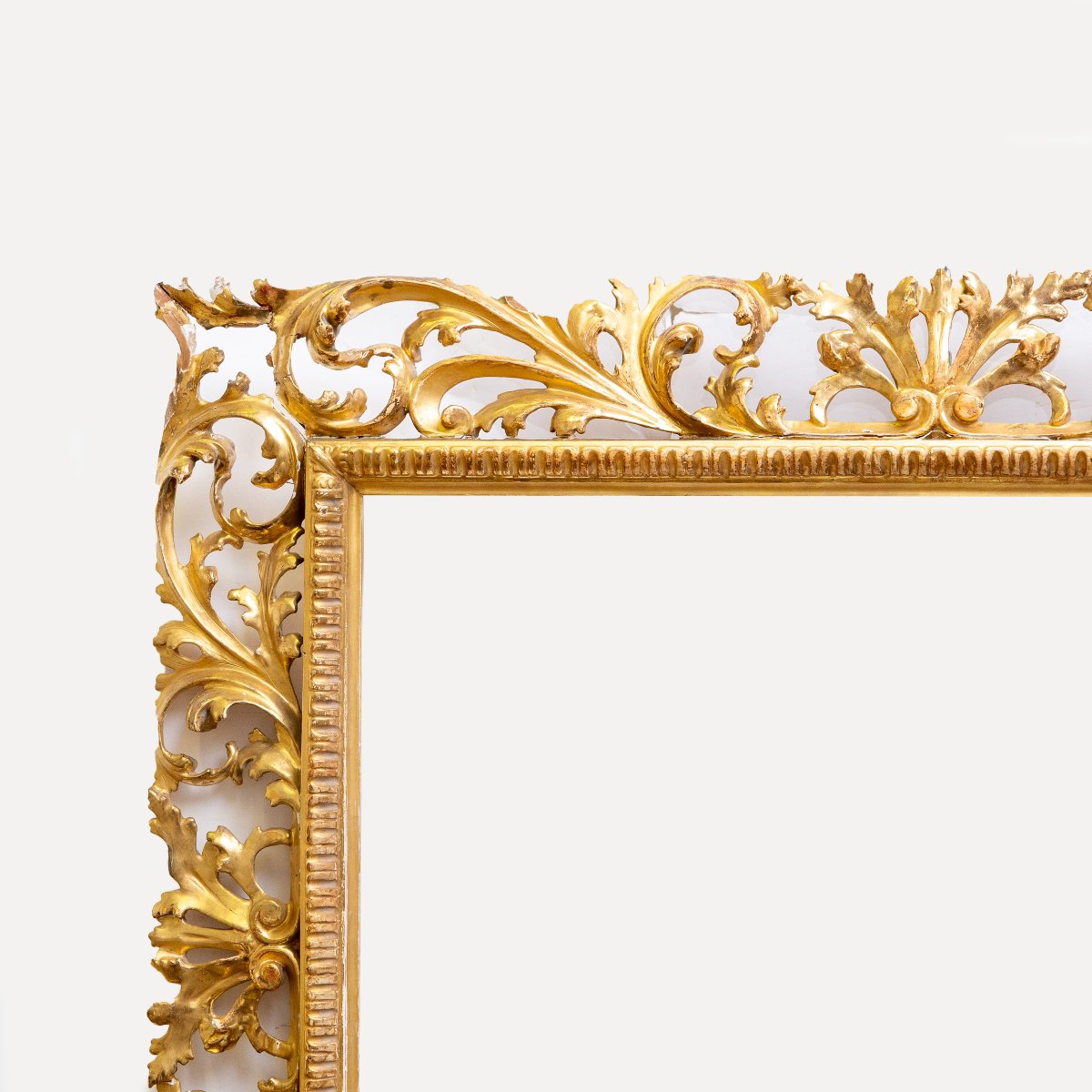 Miroir en bois doré, finement sculpté, XIXe siècle-photo-3